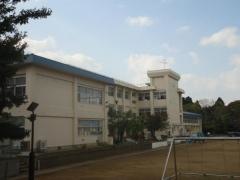 東湖小学校