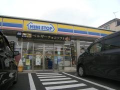 ミニストップ　羽村市役所前店