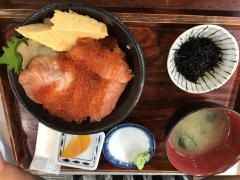丸青食堂