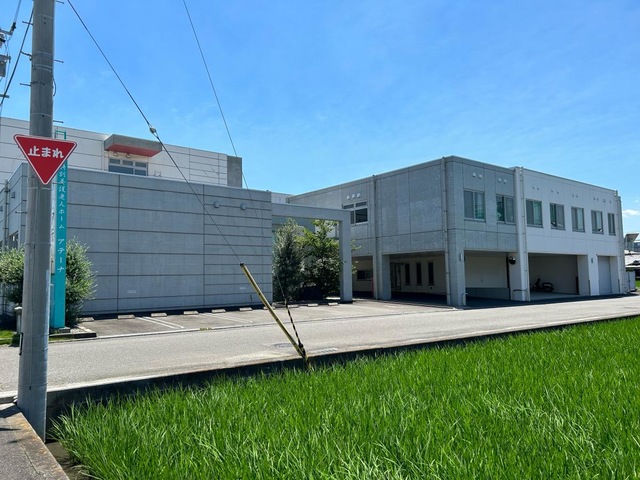アテーナ 建物全景