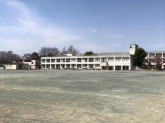 新町小学校