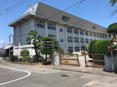 鰍沢小学校