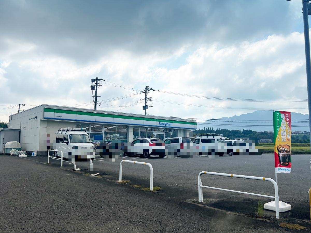 ファミリーマート小野鶴店
