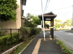 「四郎丸東市営住宅前」バス停留所