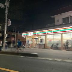 セブンイレブン　川越六軒町店