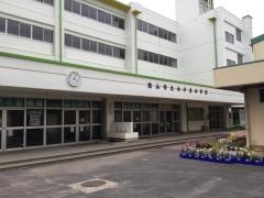 向小金小学校