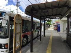 「琉大附属学校前」バス停留所