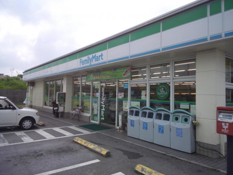 施設正面入り口