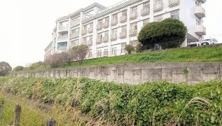 新城介護老人保健施設　サマリヤの丘