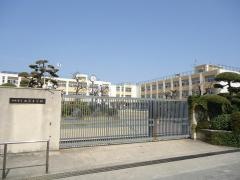北巽小学校