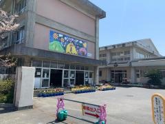 稲葉山小学校