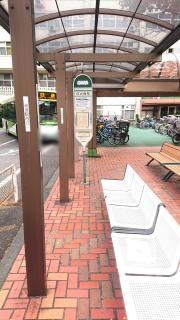 「日大病院」バス停留所