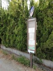 「木津総合会館前」バス停留所