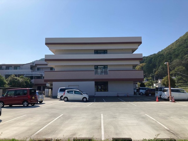 柏原けやき苑 施設外観