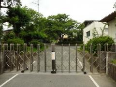 新居小学校