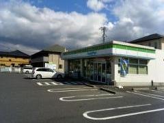 ファミリーマート　ゆめぽりす伊賀店