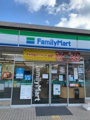 ファミリーマート　上牧町米山台店