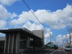 にじいろ歯科