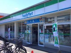 ファミリーマート　松江西川津店