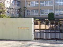 大阪府立鶴見商業高等学校