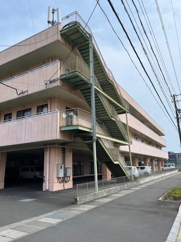 こみに 施設外観