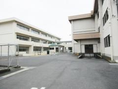 梁田小学校