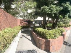 両国高校附属中学校