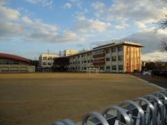 愛野小学校
