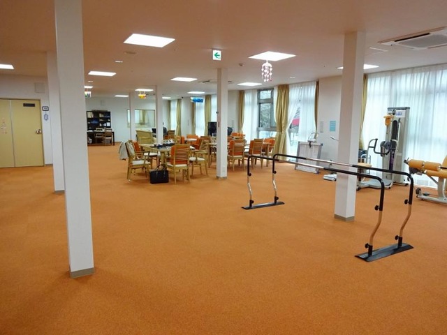 よつ葉ホーム三田 内観（中の様子）