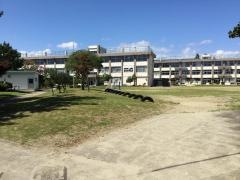 鶴谷東小学校