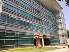 アクサ生命保険株式会社　西濃営業所
