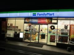 ファミリーマート　桑名多度小山店