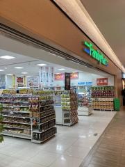 ファミリーマート　熊本駅白川口店