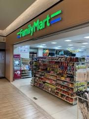 ファミリーマート　熊本駅白川口店