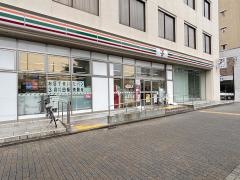 セブンイレブン　京都堀川三条店
