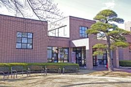 山屋記念図書館