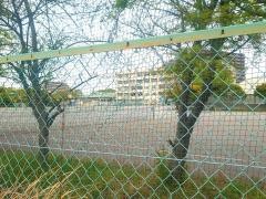 八潮市立八幡中学校