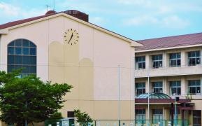 美山小学校