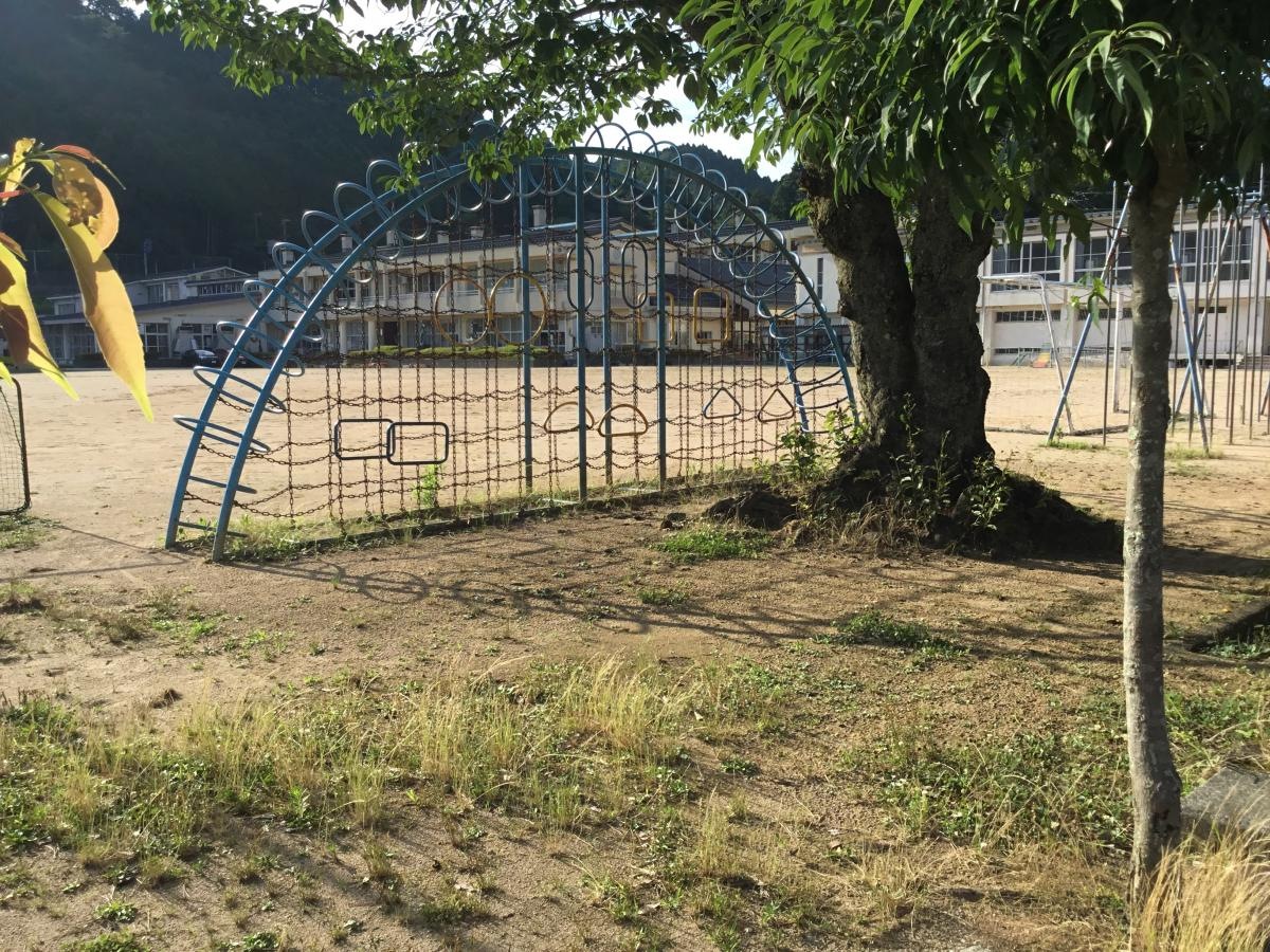 生野小学校