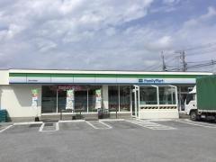 ファミリーマート　具志川宮里店