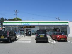 ファミリーマート　サニーロード玉城店