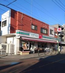 ローソンストア100　東林間店