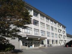 東山小学校