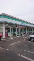 ファミリーマート　吉岡下野田店