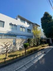 学校法人麻布学園麻布中学校