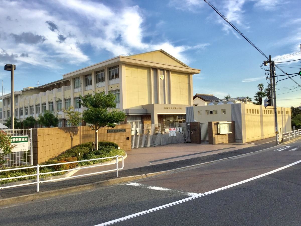 東野小学校