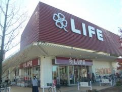 ライフ　吉川栄町店