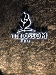 ＴＨＥ　ＢＬＯＳＳＯＭ　ＨＩＢＩＹＡ（ザ　ブラッサム　日比谷）