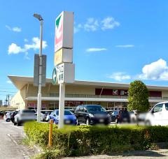 ヨークベニマル　花春店