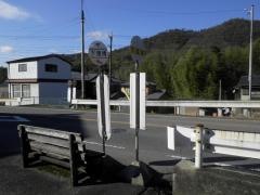 「下渡橋」バス停留所